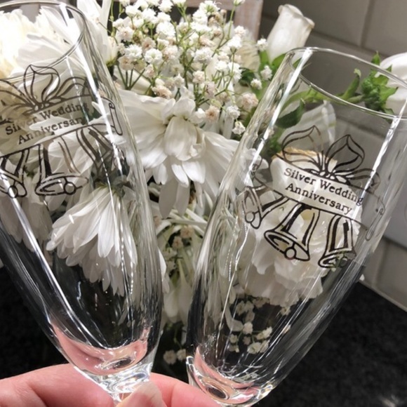 Silver Wedding Anniversary Set of Two Stemmed Glasses. Champagne Flutes - Picture 16 of 17